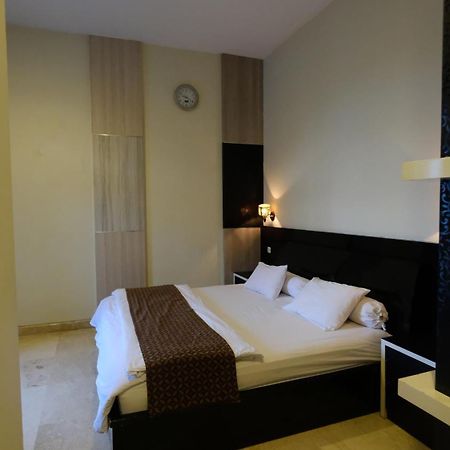 Griya Desa Hotel & Pool Sleman  Exterior foto