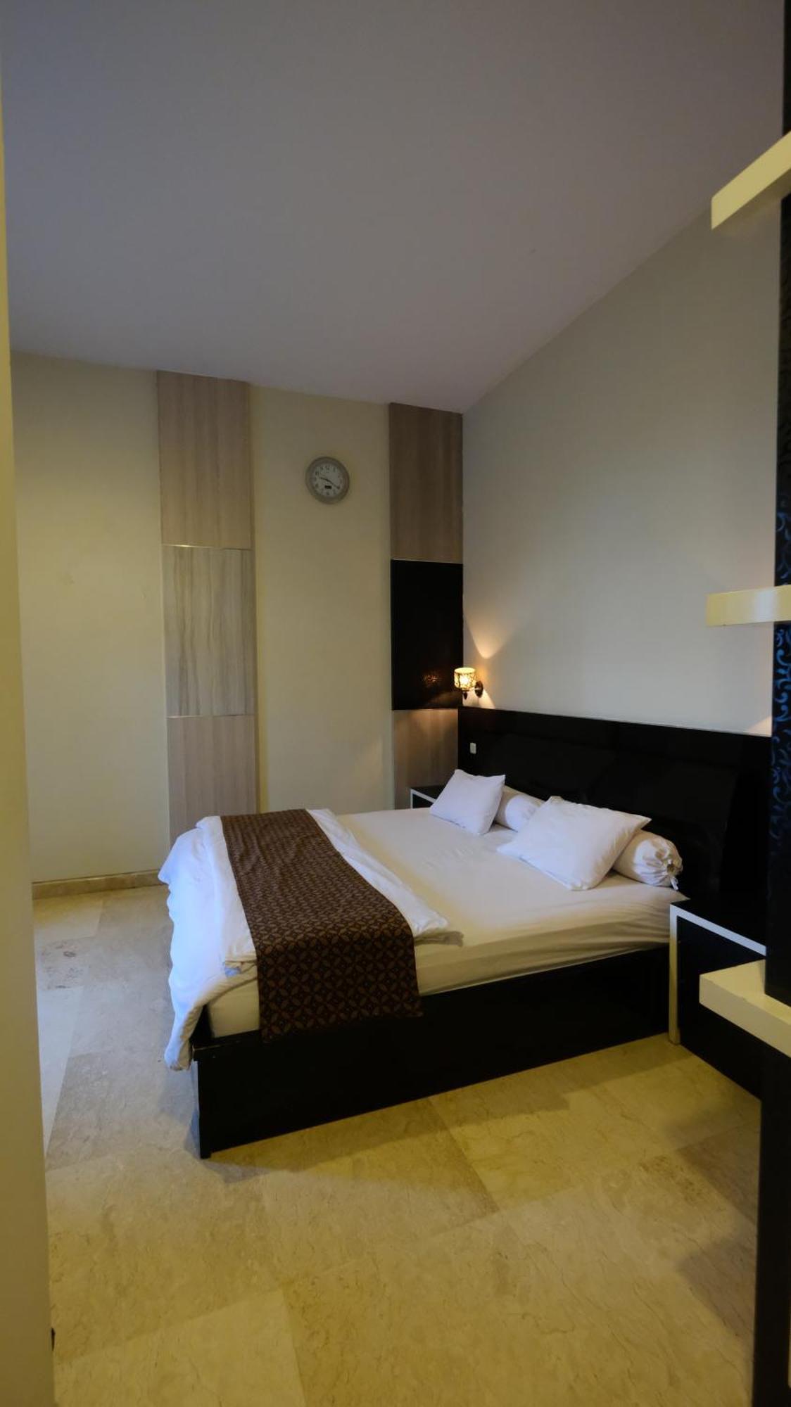 Griya Desa Hotel & Pool Sleman  Exterior foto